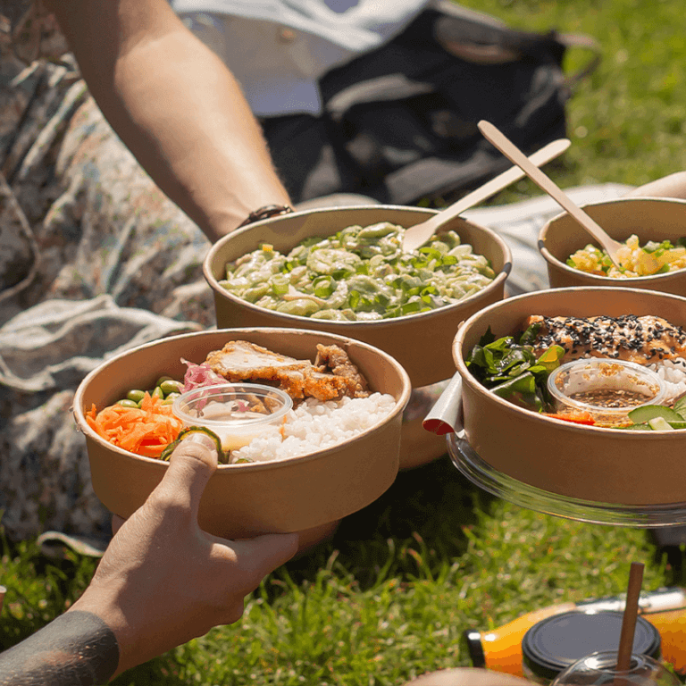 BOWL WITH CHICKEN KARAAGE - Oriental dishes - Breakfast offer - Zdjęcie 1